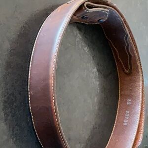 Leather belt 32 stamped.